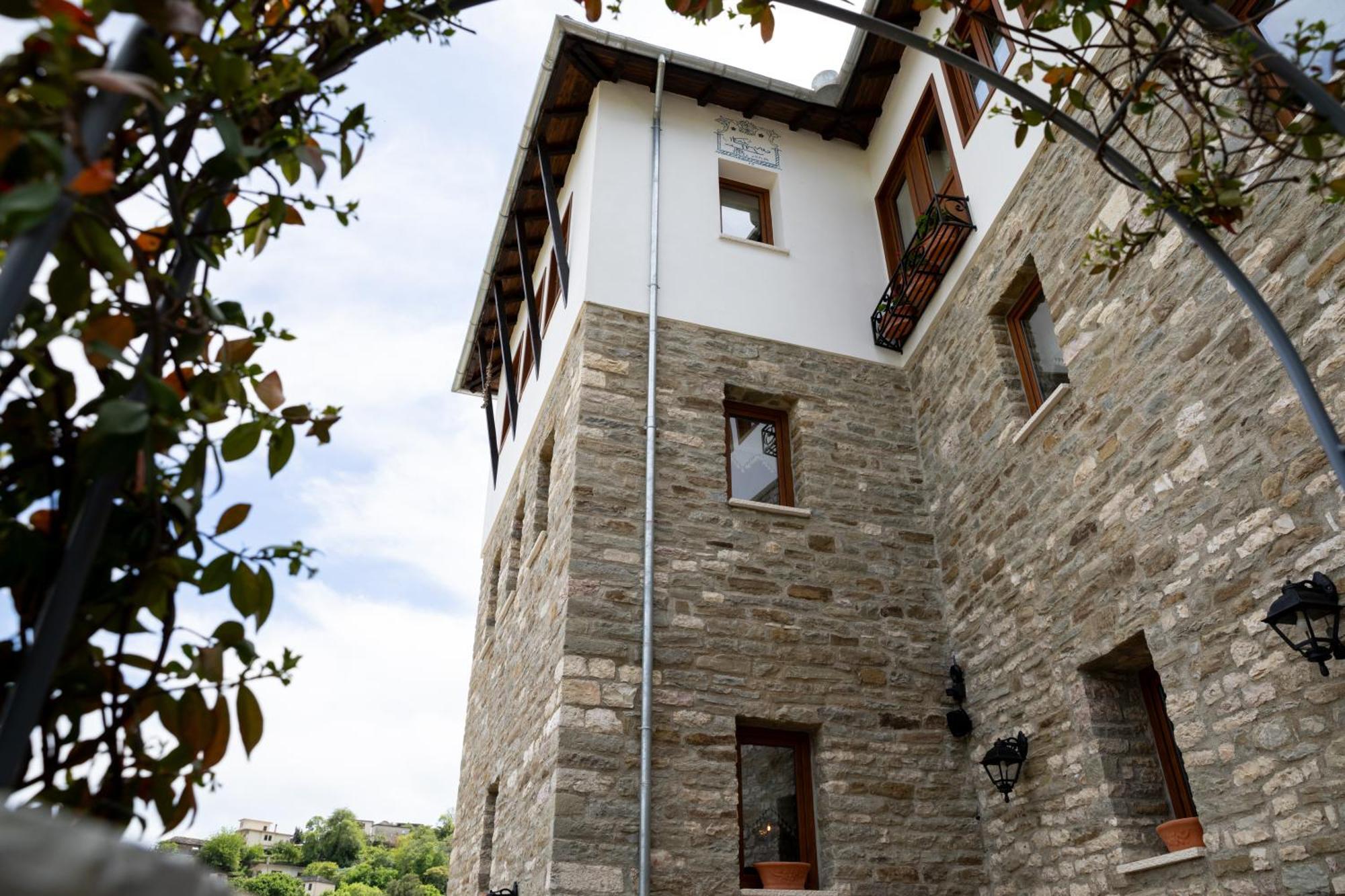 The Stone Sky Hotel Gjirokastër Eksteriør bilde
